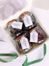 Load image into Gallery viewer, Gift set of four teas